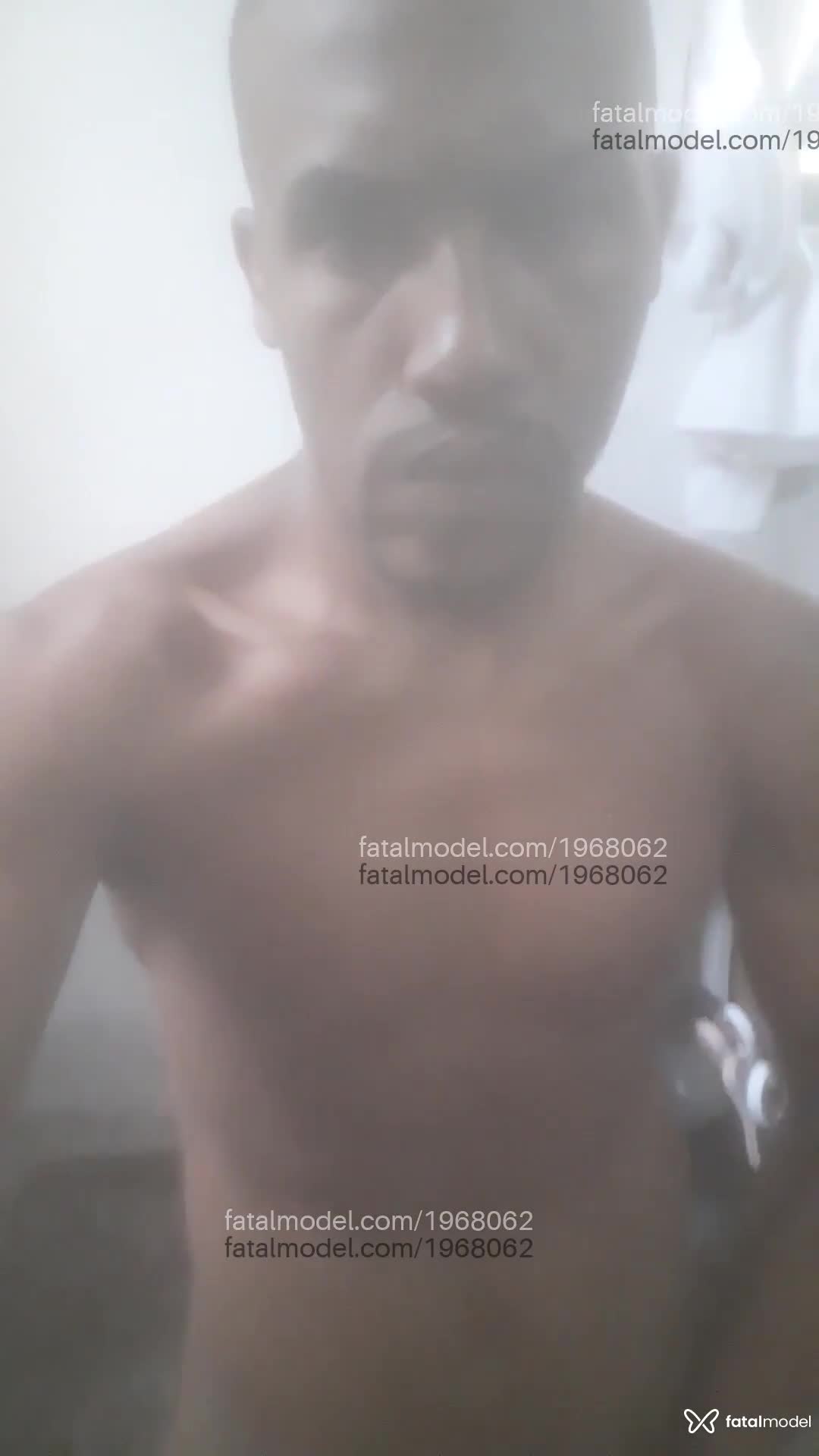 Acompanhante homem morena (o) de olhos pretos em Rio de Janeiro - Pitti