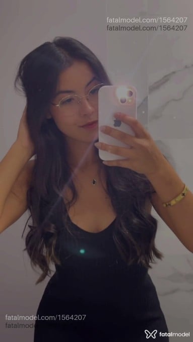 Acompanhante mulher morena (o) de olhos pretos em Maringá - Maitê