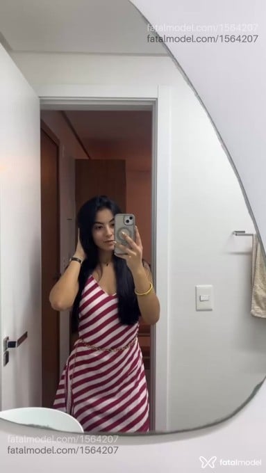Acompanhante mulher morena (o) de olhos pretos em Maringá - Maitê
