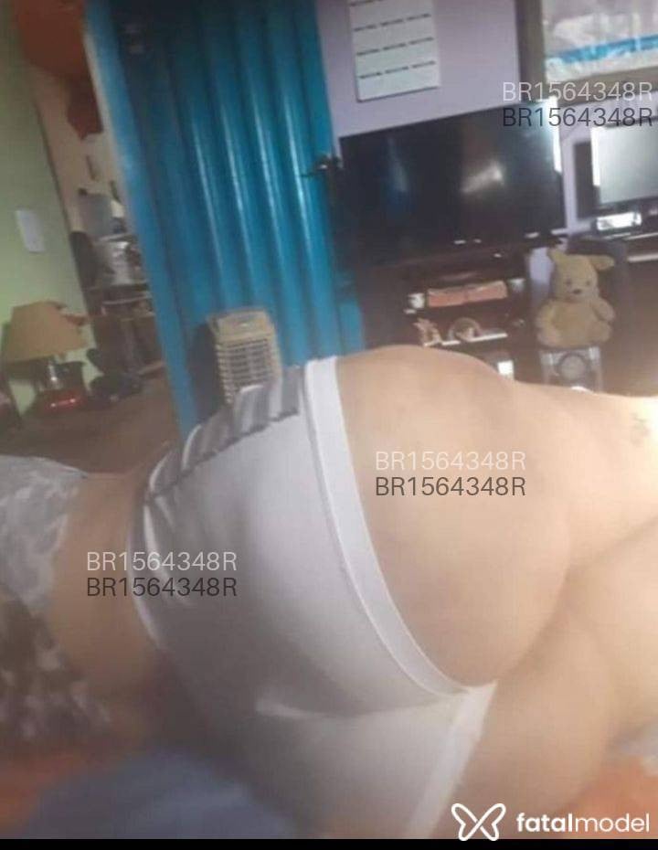 Acompanhante mulher trans loira (o) de olhos castanhos em Montes Claros - Dominique