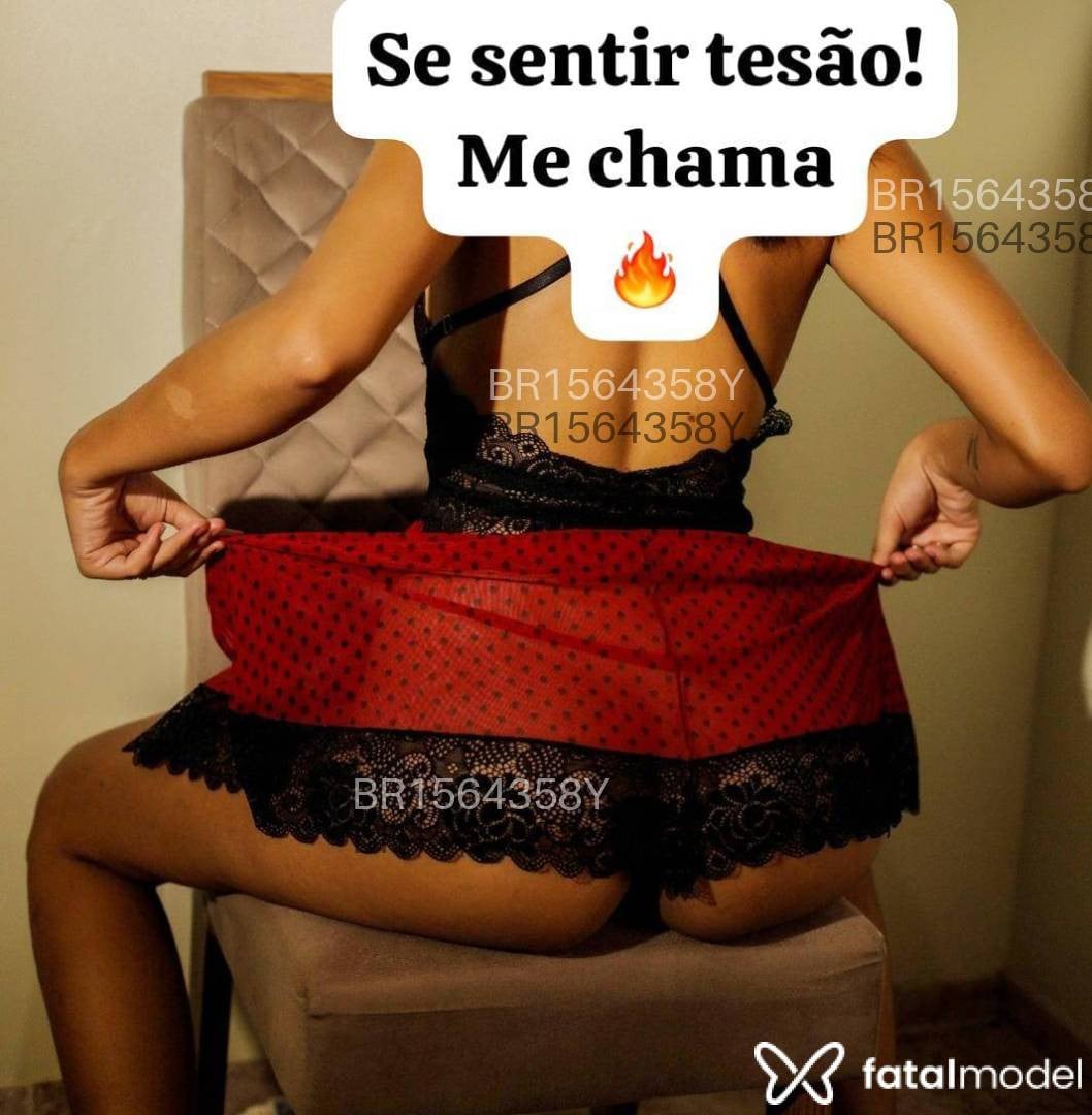 Acompanhante mulher com cabelo castanho de olhos castanhos em Ariquemes - Älïcë Näbï