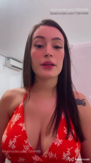 Acompanhante mulher com cabelo castanho de olhos castanhos em São Leopoldo - Natascha