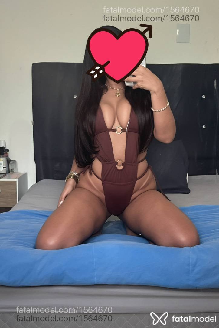 Acompanhante mulher morena (o) de olhos castanhos em Irecê - Mirella Ba