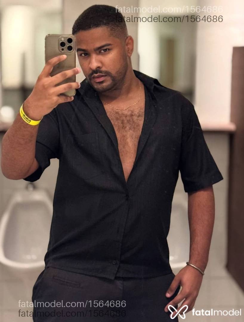 Acompanhante homem morena (o) de olhos pretos em São Paulo - Honey
