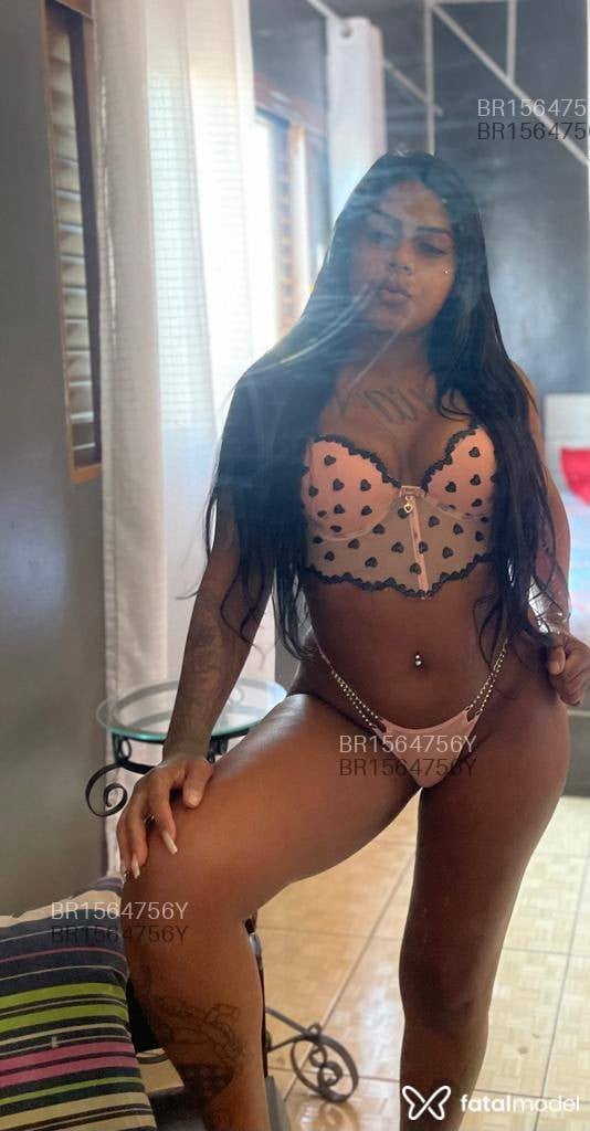 Acompanhante mulher morena (o) de olhos castanhos em Uberlândia - Sabrina Silva