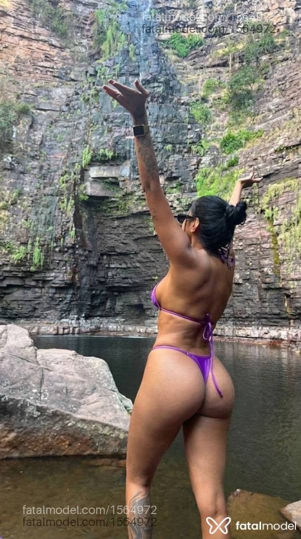 Acompanhante mulher morena (o) de olhos castanhos em Sinop - Mirella