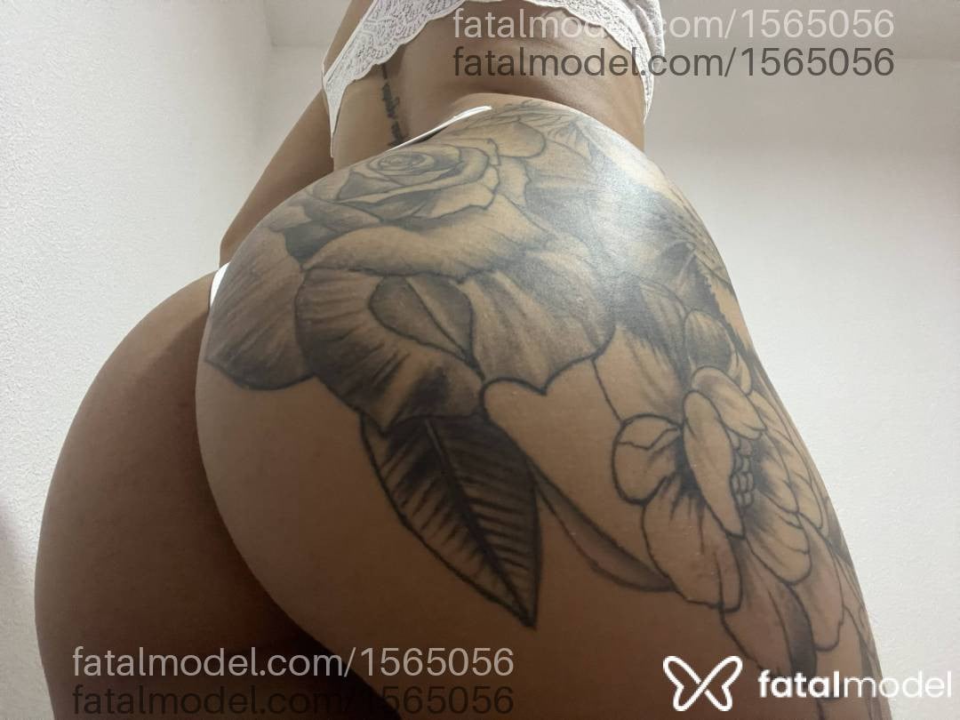 Acompanhante mulher morena (o) de olhos pretos - Manu