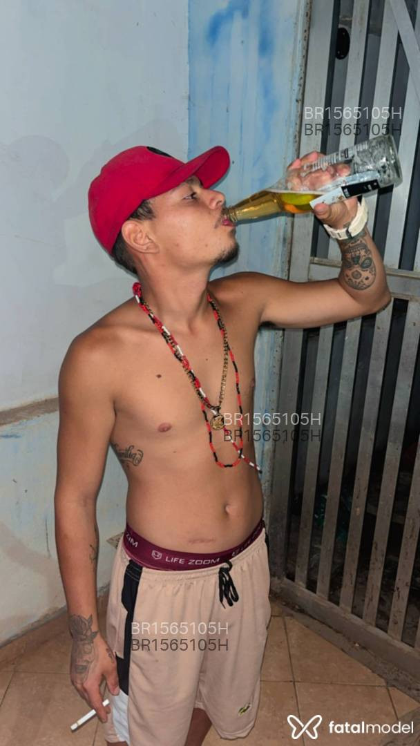 Acompanhante homem morena (o) de olhos castanhos em Virtual Acompanhante homem morena (o) de olhos castanhos em Virtual - Will gauchoo