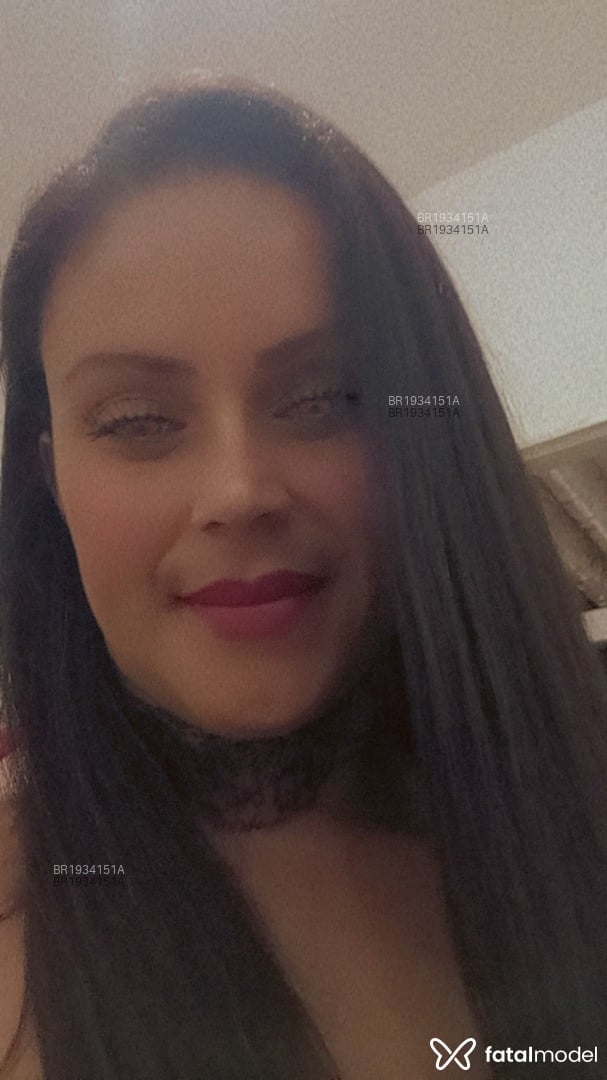 Acompanhante mulher com cabelo castanho de olhos castanhos em Araçatuba - Cristal