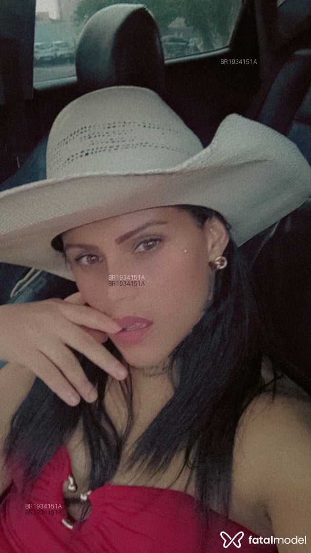 Acompanhante mulher com cabelo castanho de olhos castanhos em Araçatuba - Cristal
