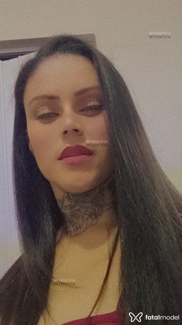 Acompanhante mulher com cabelo castanho de olhos castanhos em Araçatuba - Cristal