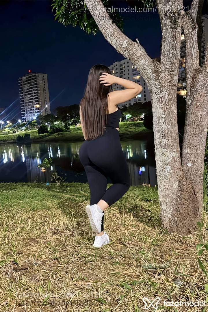 Acompanhante mulher com cabelo castanho de olhos castanhos em Belo Horizonte - Yasmim Stellare