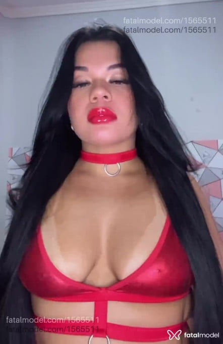 Acompanhante mulher morena (o) de olhos mel em Parauapebas Acompanhante mulher morena (o) de olhos mel em Parauapebas - Julinha Salles
