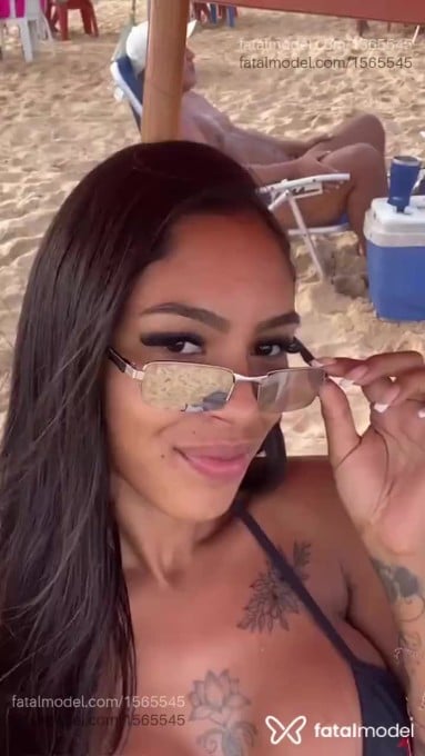 Acompanhante mulher morena (o) de olhos pretos em Rio das Ostras Acompanhante mulher morena (o) de olhos pretos em Rio das Ostras - Thayna