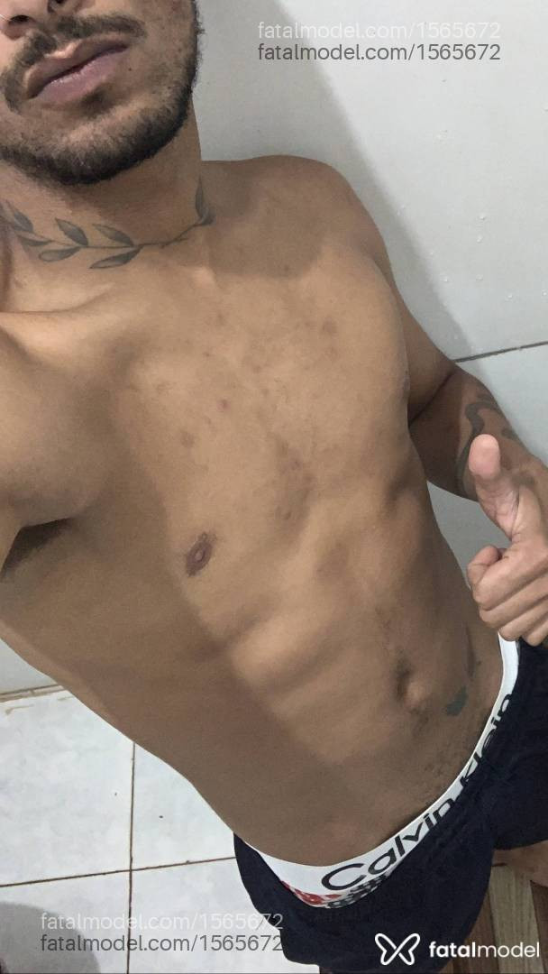 Acompanhante homem morena (o) de olhos castanhos em Campos dos Goytacazes Acompanhante homem morena (o) de olhos castanhos em Campos dos Goytacazes - Ptzinho