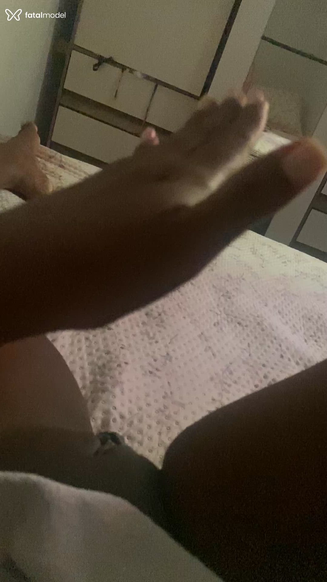 Acompanhante mulher morena (o) de olhos pretos em São Luís Acompanhante mulher morena (o) de olhos pretos em São Luís - IZA MONTEIRO