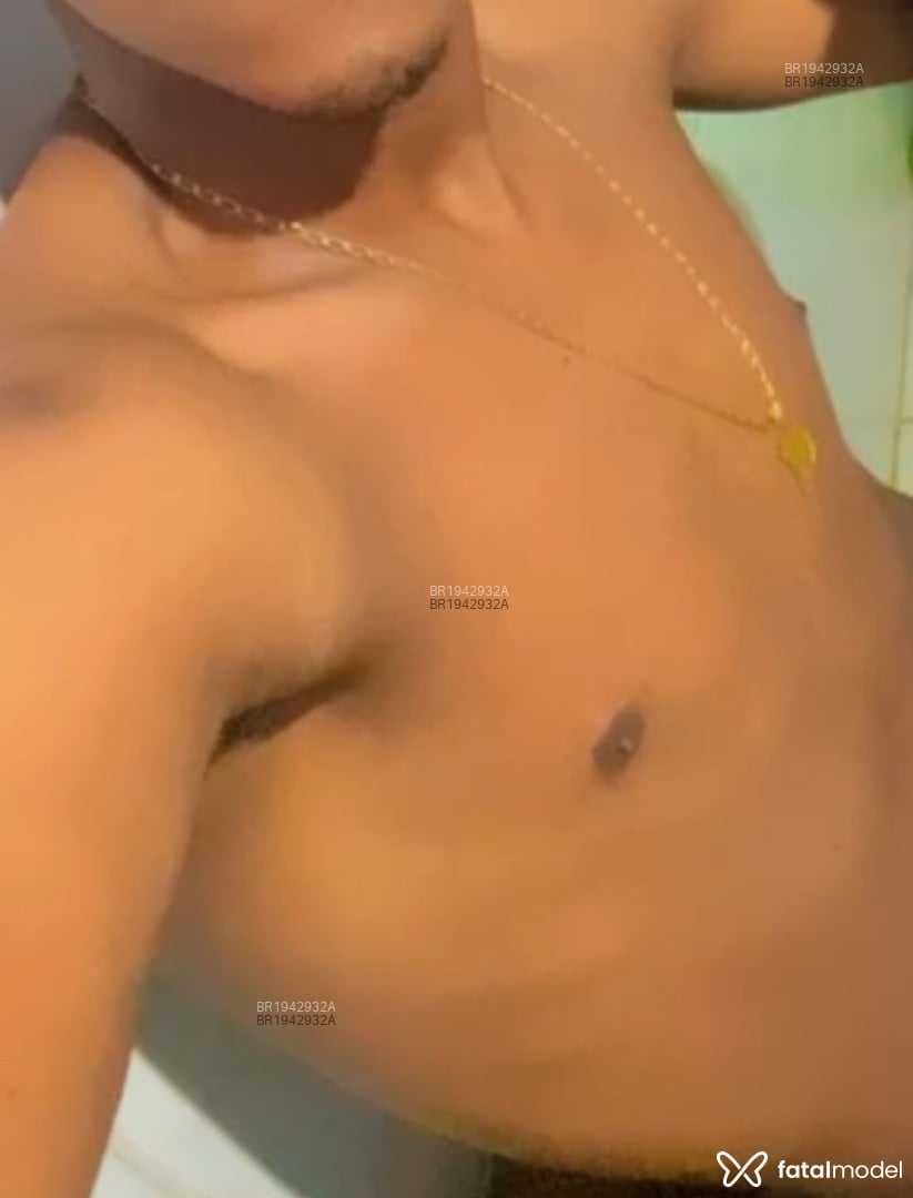 Acompanhante homem morena (o) de olhos castanhos - Hugo Santos Acompanhante homem morena (o) de olhos castanhos - Hugo Santos