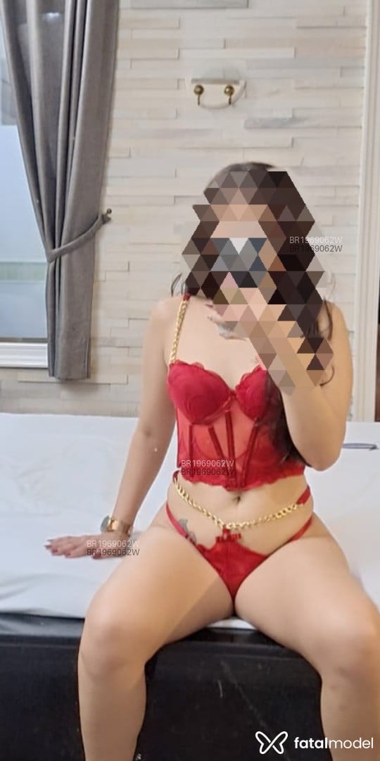 Acompanhante mulher com cabelo castanho de olhos mel em Manaus - Bianca Costa