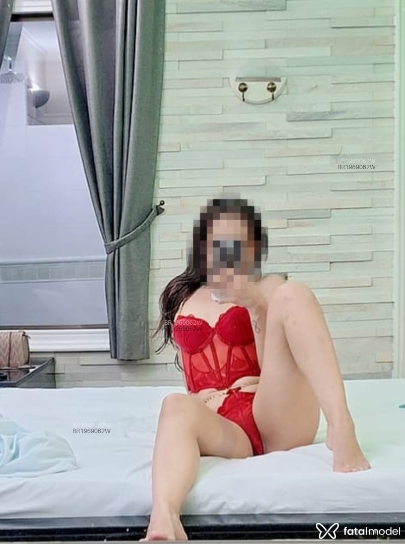 Acompanhante mulher com cabelo castanho de olhos mel em Manaus - Bianca Costa