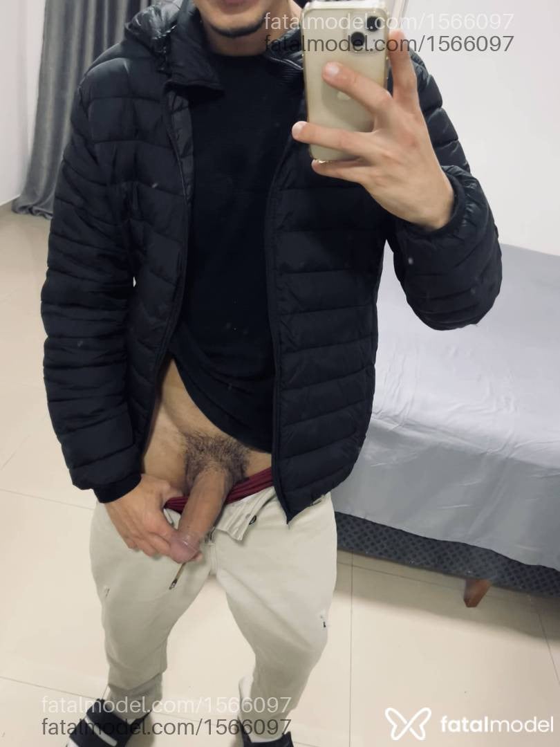 Acompanhante homem morena (o) de olhos castanhos em Cascavel - Pietro Barbosa