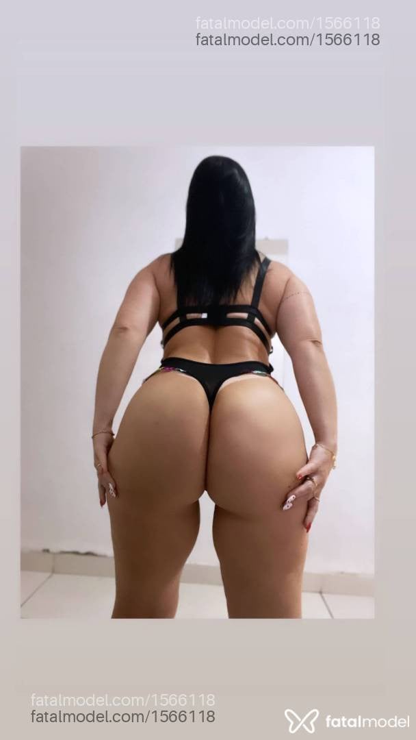 Acompanhante mulher morena (o) de olhos castanhos em Pelotas - Mirella Medina