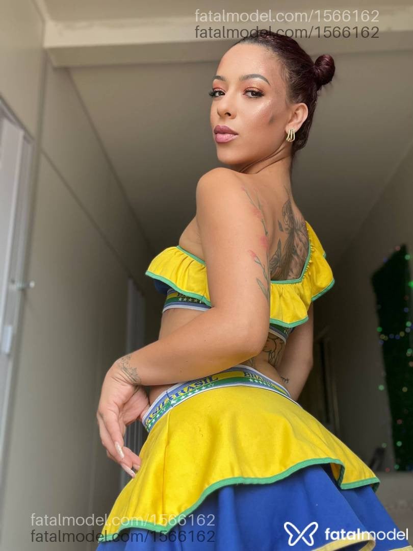Acompanhante mulher morena (o) de olhos mel em Florianópolis - Leka Carolina