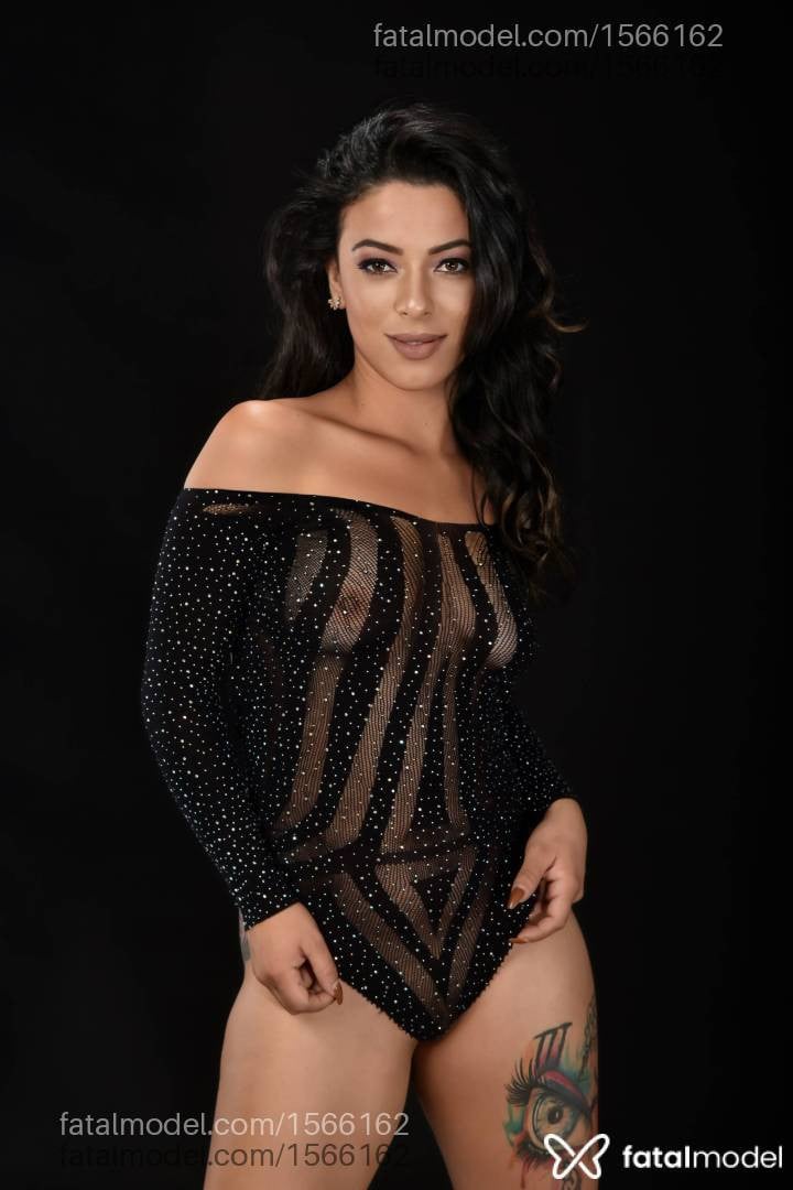 Acompanhante mulher morena (o) de olhos mel em Apucarana - Leka Carolina