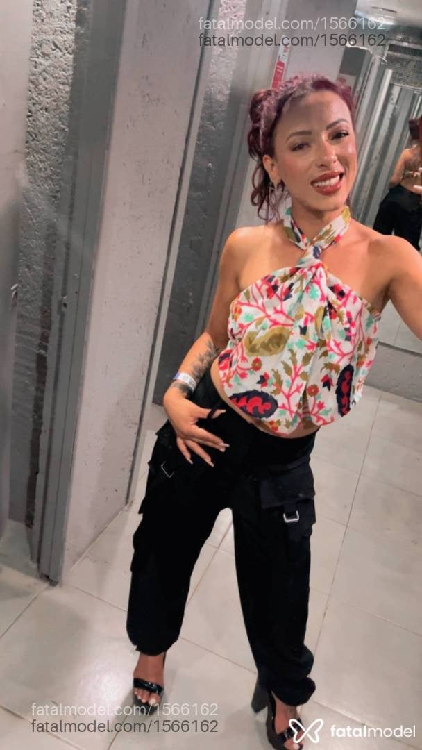 Acompanhante mulher morena (o) de olhos mel em Florianópolis - Leka Carolina