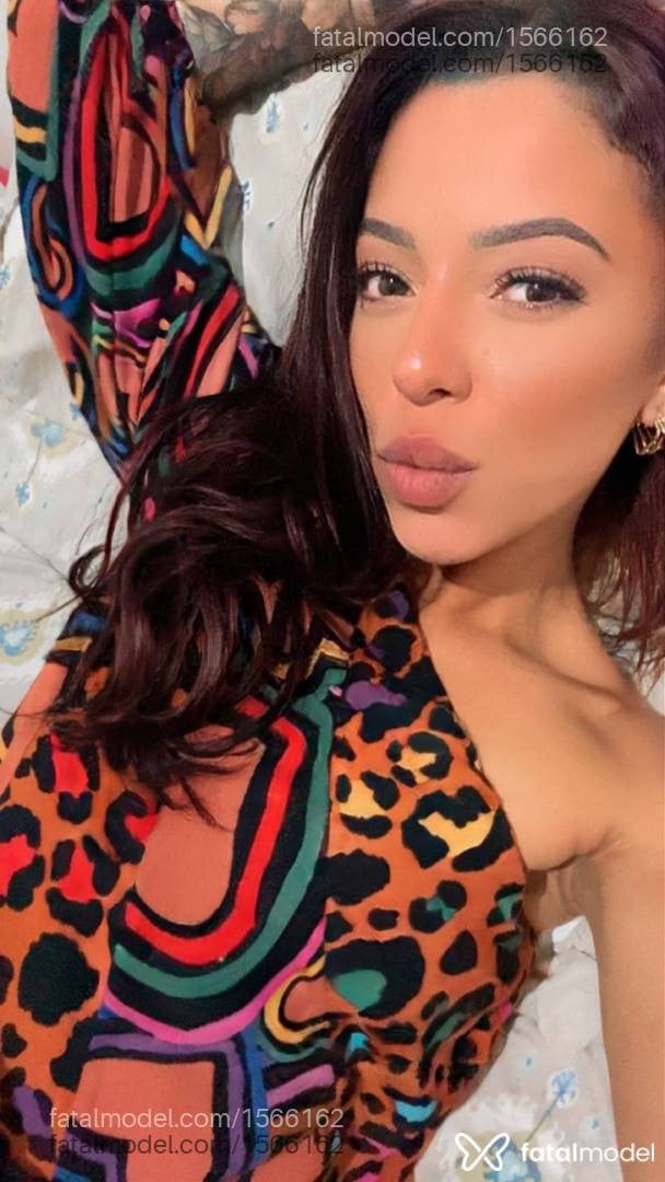 Acompanhante mulher morena (o) de olhos mel em Florianópolis - Leka Carolina