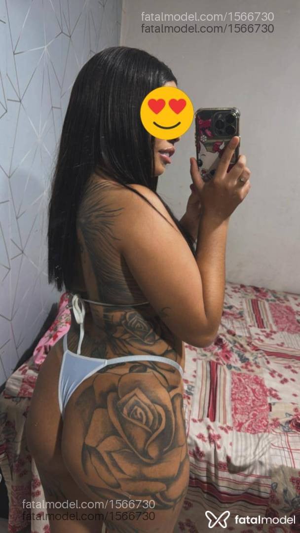 Acompanhante mulher morena (o) de olhos castanhos - Júlia