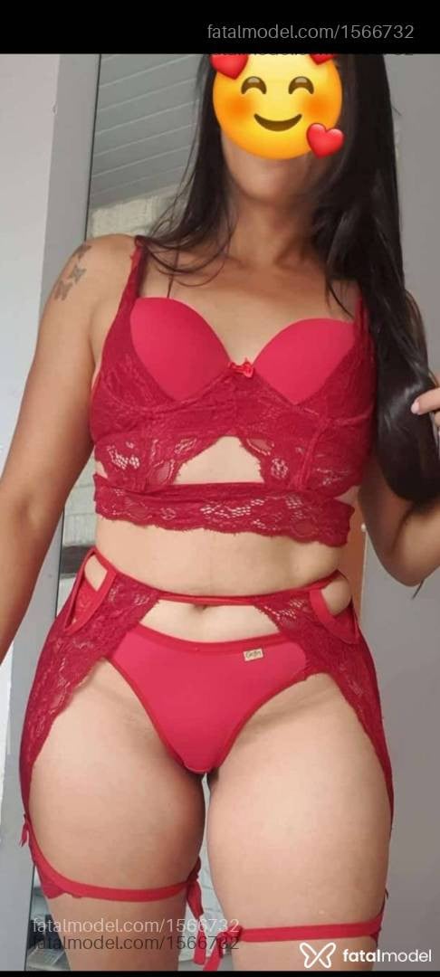 Acompanhante mulher morena (o) de olhos castanhos em Apucarana - Paola Beatriz