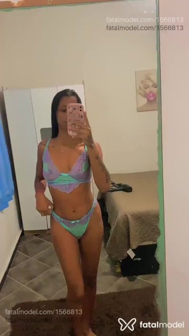 Acompanhante mulher morena (o) de olhos pretos em Linhares - Raffaela Moraes
