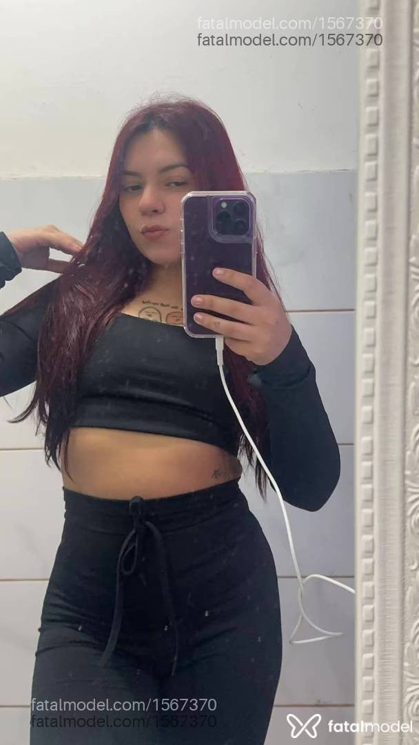 Acompanhante mulher ruiva (o) de olhos castanhos - Aline Castro