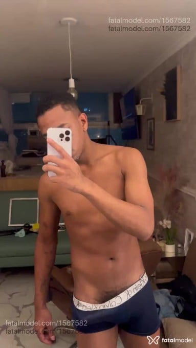 Acompanhante homem morena (o) de olhos pretos - Gabriel Lopes