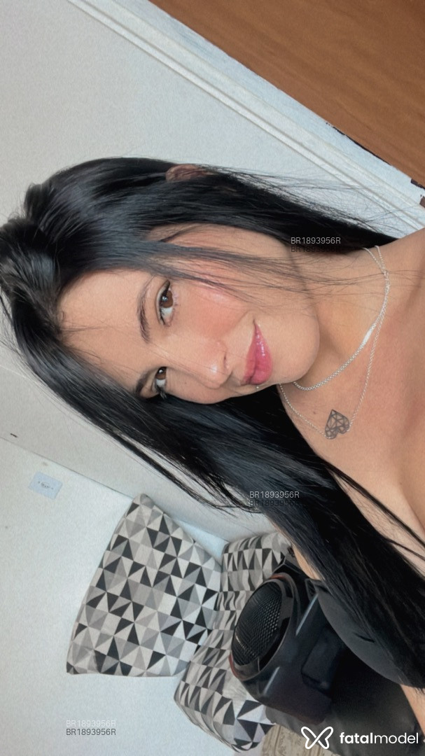 Acompanhante mulher morena (o) de olhos castanhos em Rio de Janeiro - Júlia