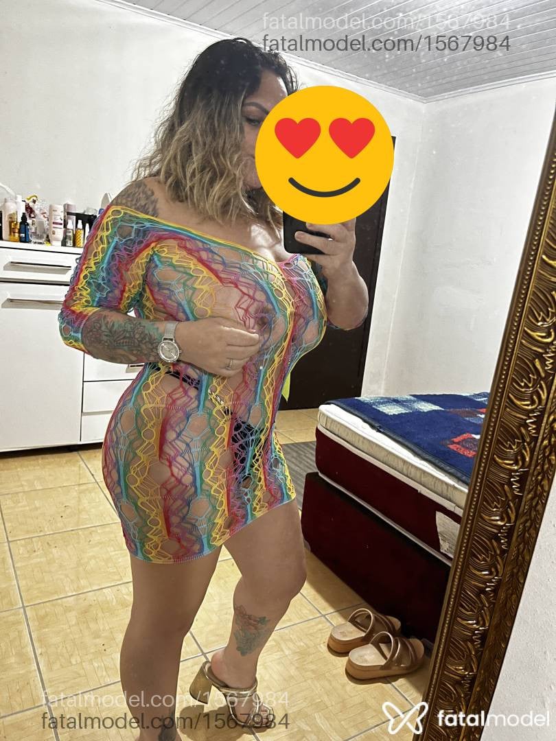 Acompanhante mulher loira (o) de olhos pretos - Dani Fernandes