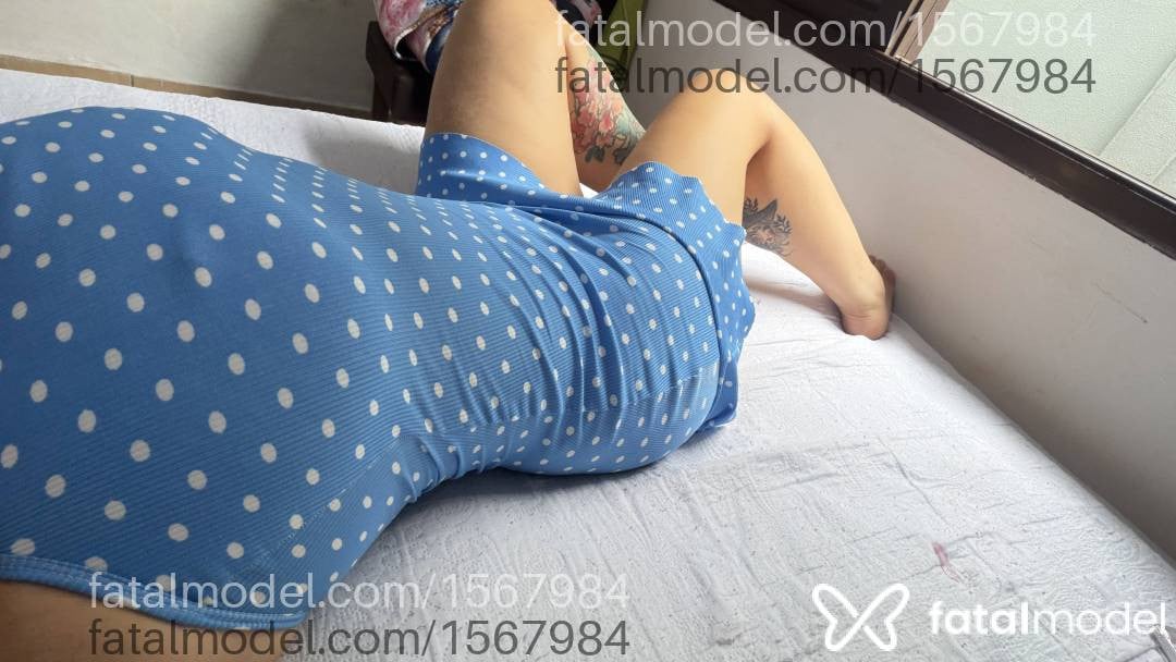 Acompanhante mulher loira (o) de olhos pretos - Dani Fernandes