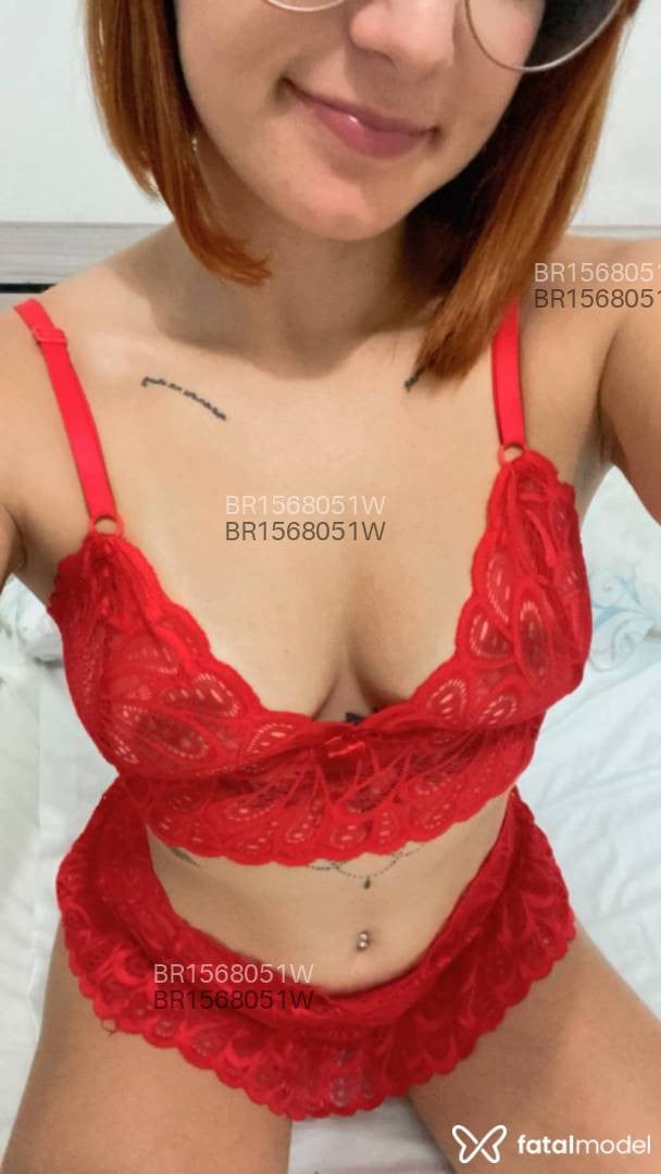 Acompanhante mulher ruiva (o) de olhos castanhos em Petrolina - Rebecca