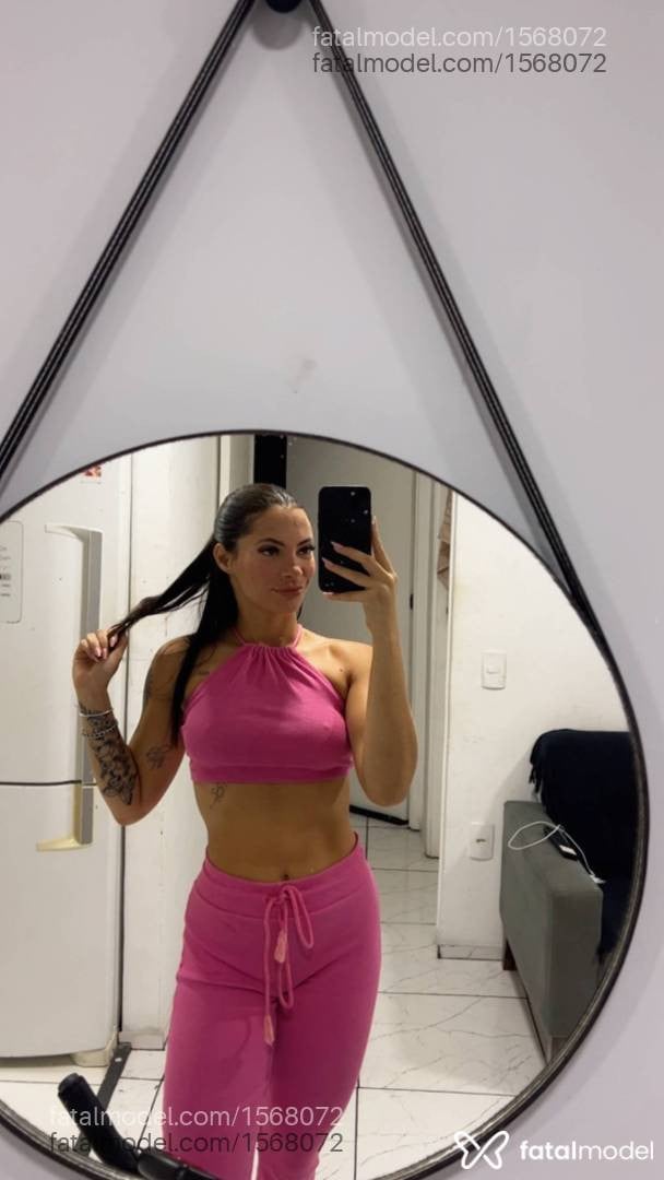 Acompanhante mulher com cabelo castanho de olhos castanhos - Milly