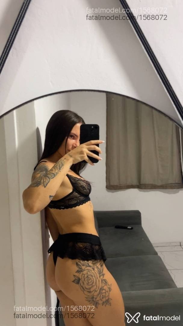 Acompanhante mulher com cabelo castanho de olhos castanhos - Milly