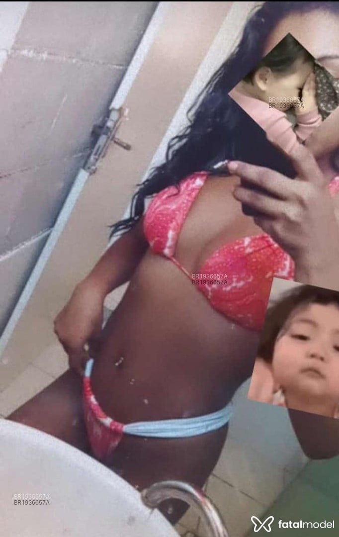 Acompanhante mulher morena (o) de olhos pretos em Marituba Acompanhante mulher morena (o) de olhos pretos em Marituba - Vitória