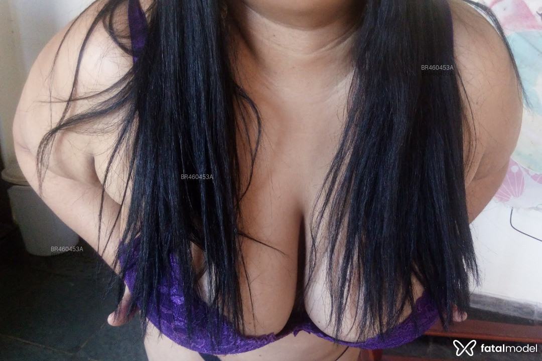 Acompanhante mulher morena (o) de olhos castanhos em Vitória - LUA CARNUDA