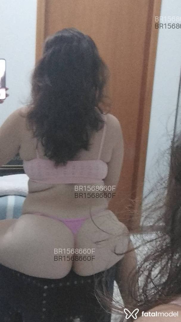 Acompanhante mulher com cabelo castanho de olhos castanhos em Salto - Fernanda Oliveira