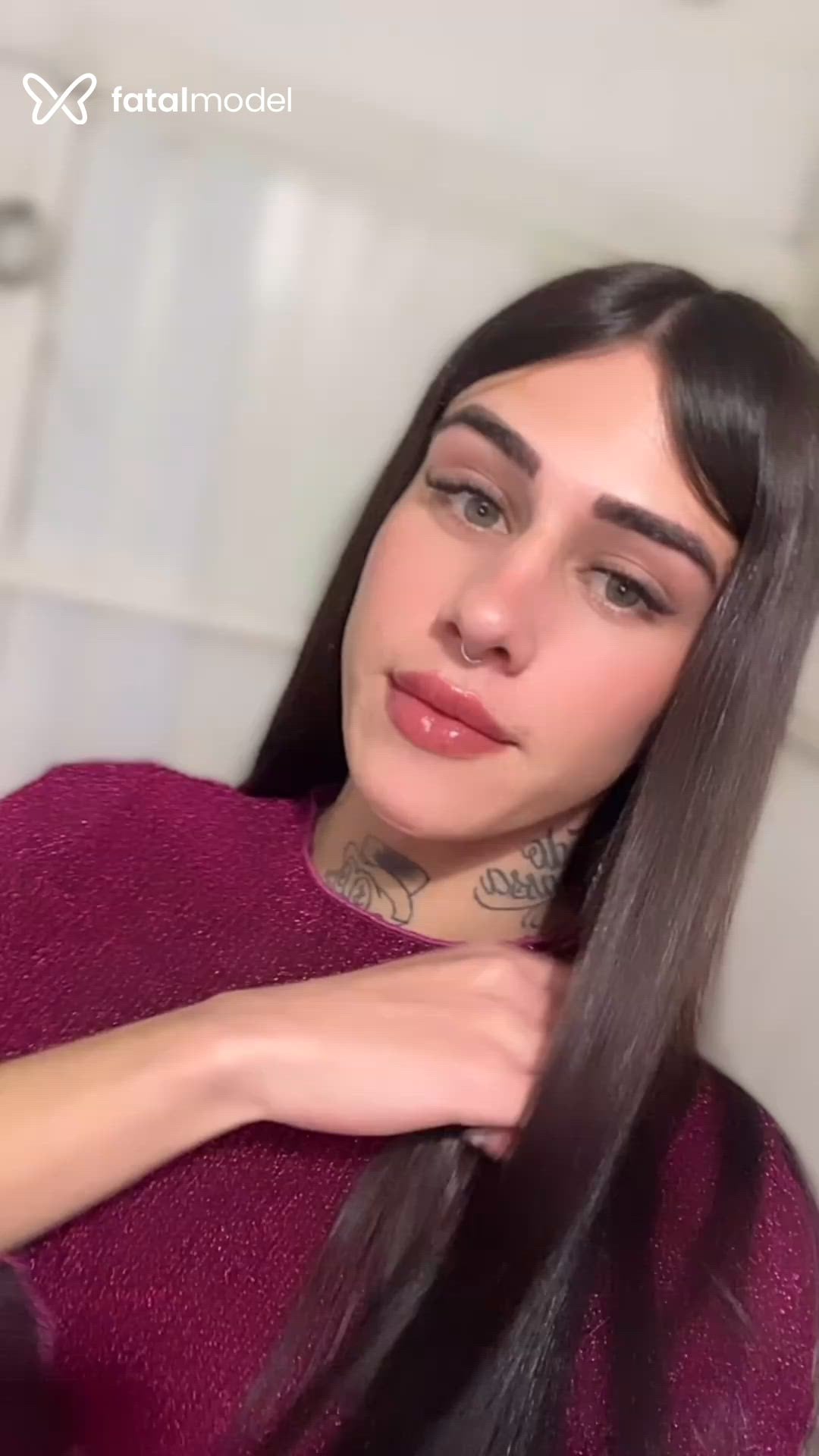 Acompanhante mulher trans morena (o) de olhos verdes em Gravataí Acompanhante mulher trans morena (o) de olhos verdes em Gravataí - Kaau