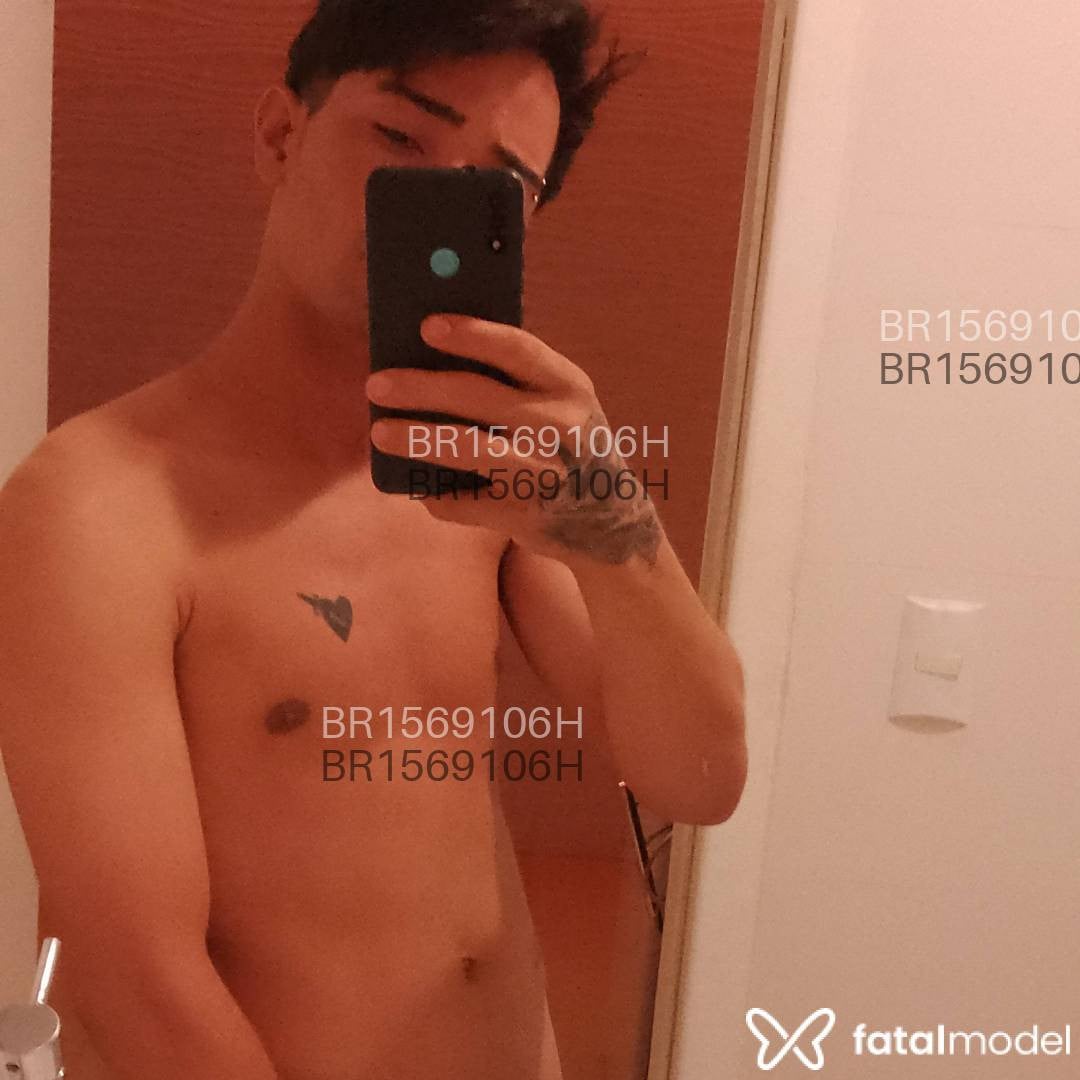 Acompanhante homem morena (o) de olhos pretos - Jhon Souza Acompanhante homem morena (o) de olhos pretos - Jhon Souza