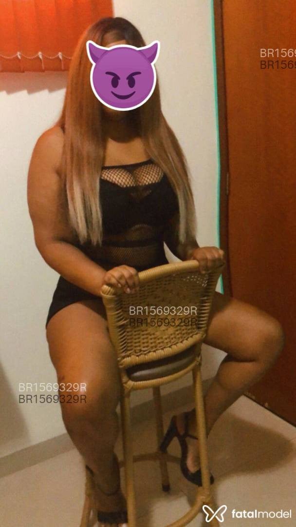 Acompanhante mulher com cabelo castanho de olhos castanhos em Marília - Bruninhaah