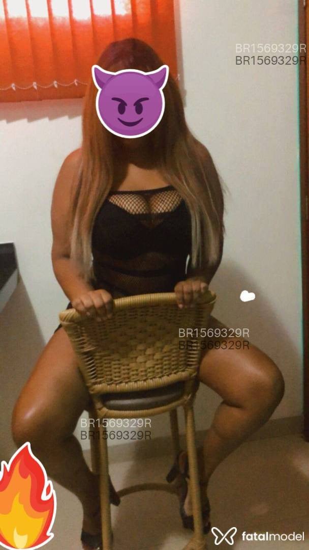 Acompanhante mulher com cabelo castanho de olhos castanhos em Marília - Bruninhaah