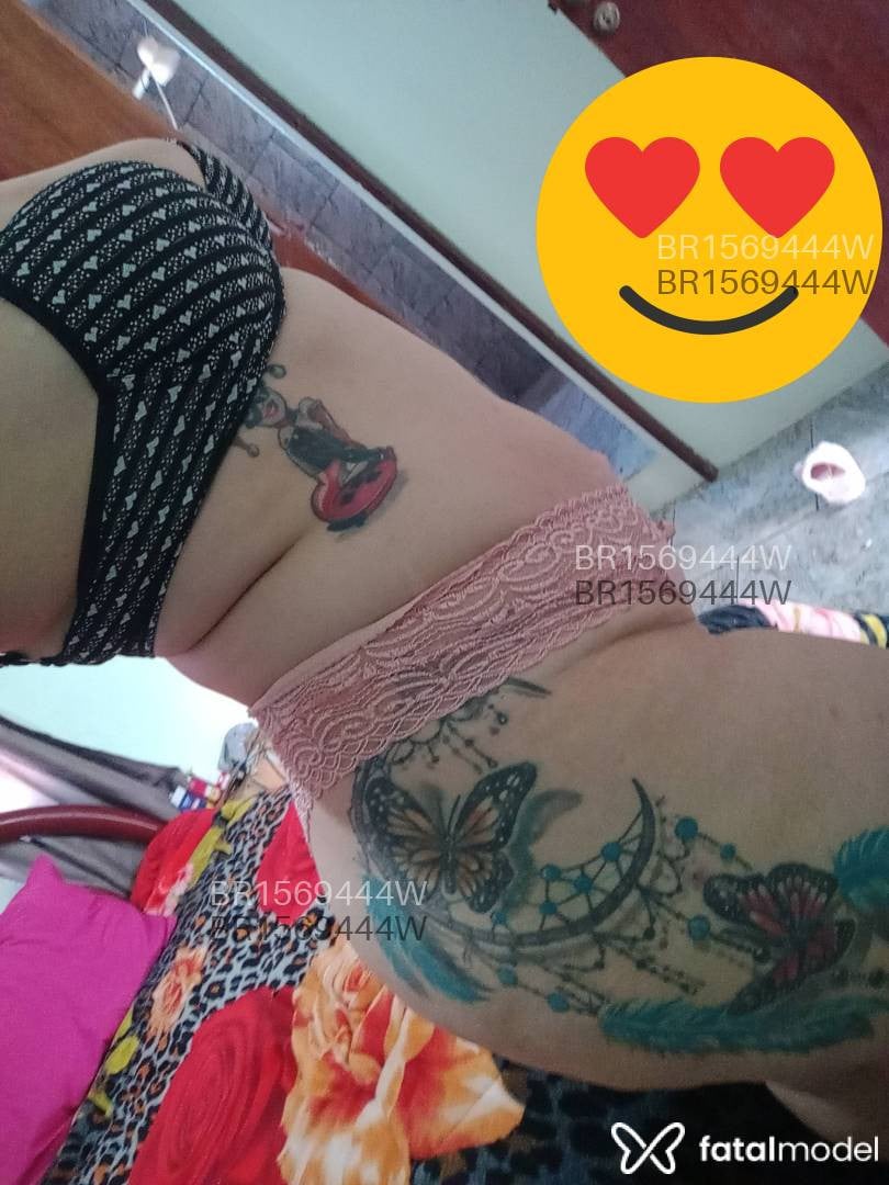 Acompanhante mulher com cabelo castanho de olhos castanhos em Rio Grande Acompanhante mulher com cabelo castanho de olhos castanhos em Rio Grande - Mirella