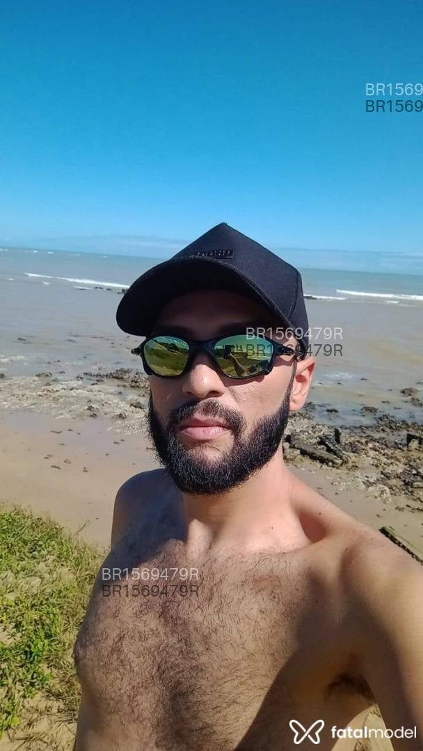 Acompanhante homem morena (o) de olhos mel em São Francisco de Itabapoana - Pablo