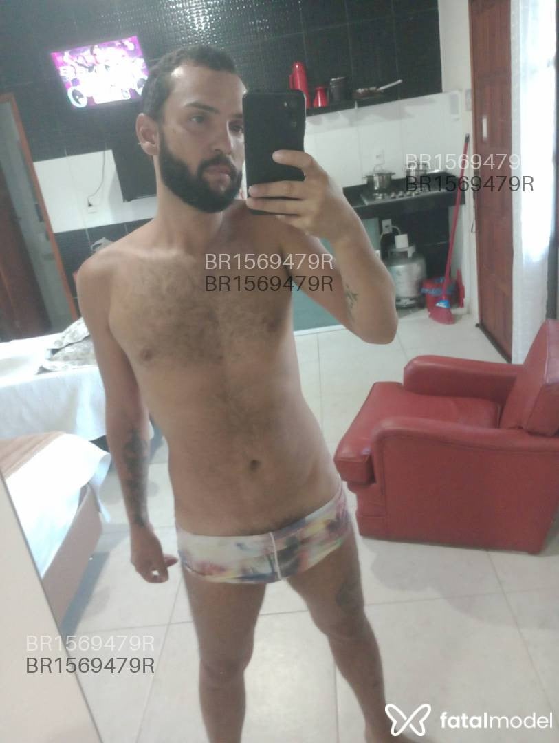 Acompanhante homem morena (o) de olhos mel em São Francisco de Itabapoana - Pablo
